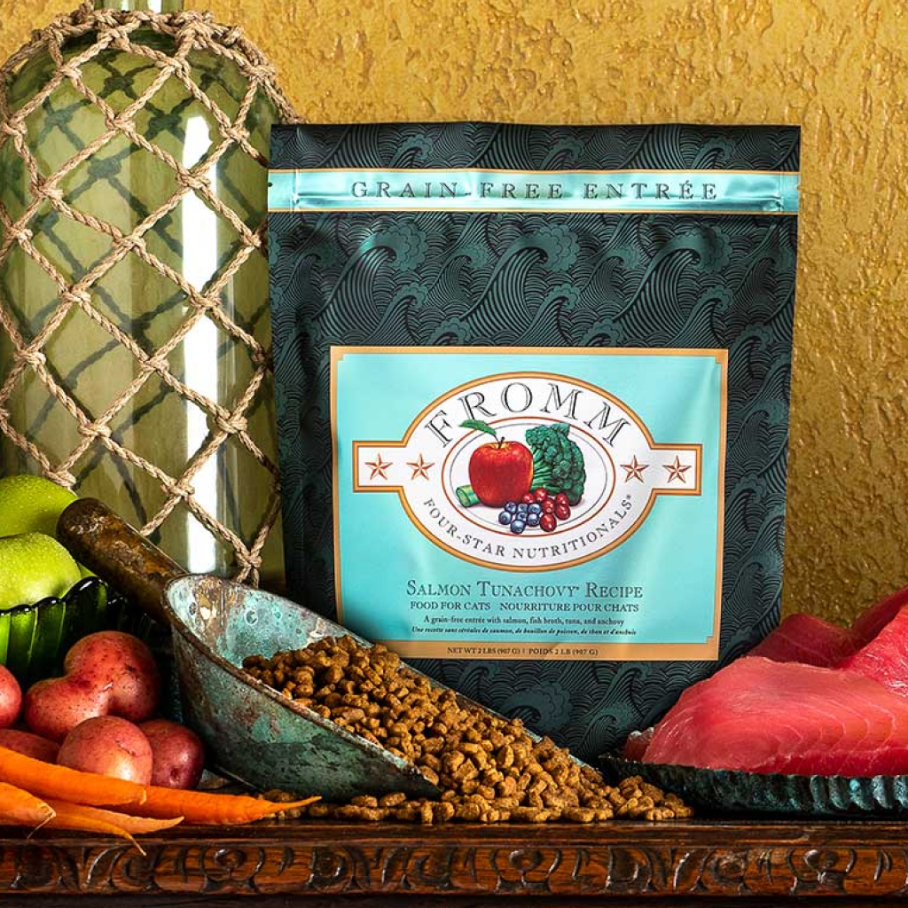 Fromm Four-Star Nutritionals® Salmon Tunachovy® Food for Cats 10lb image number null